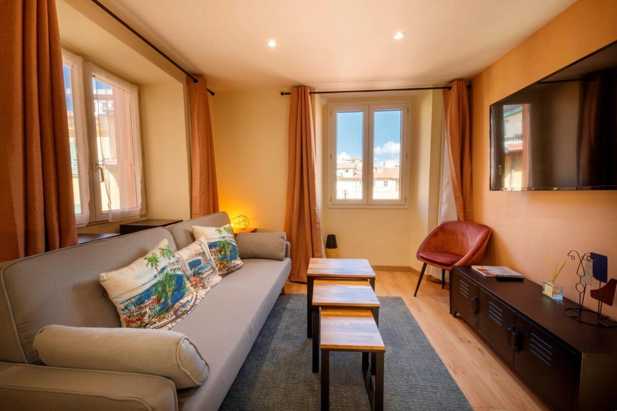 06A2 - Heart Of Old Nice Beautiful Renovated Apartment エクステリア 写真